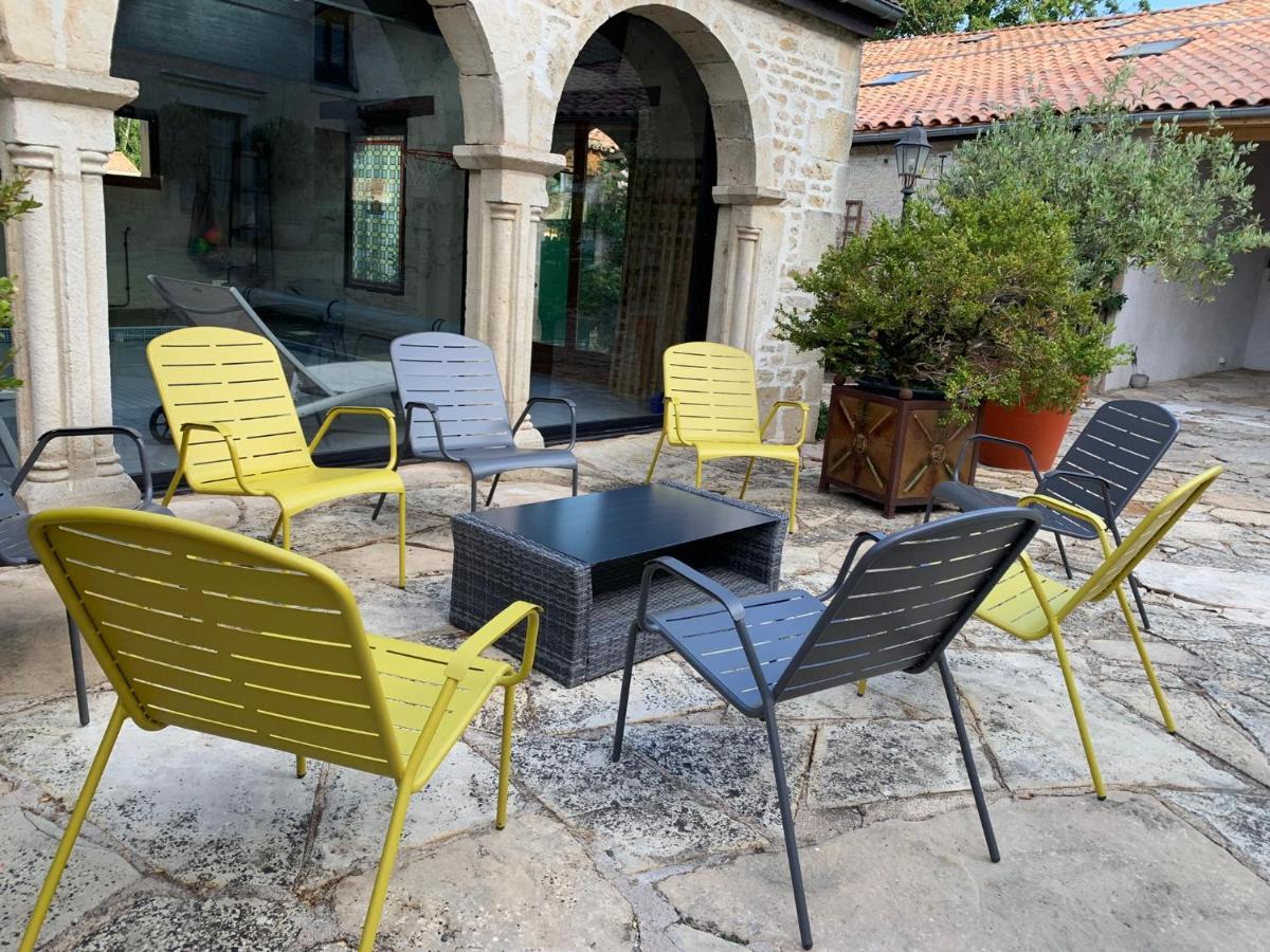 Logis De La Roche - Niort - Chauray Hotel Buitenkant foto